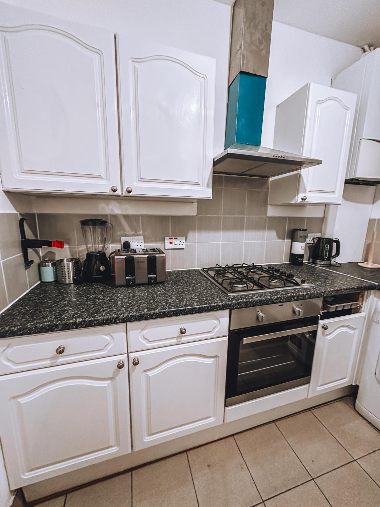 Spacious 3 Rooms In Tooting London Exterior photo